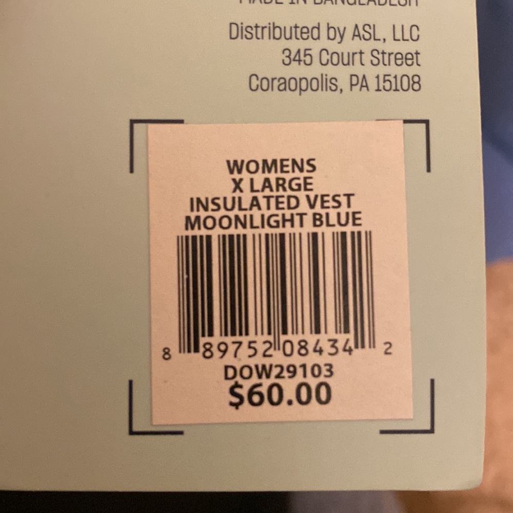 DSG Size XL Puffy Vest - Picture 3 of 3